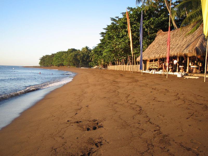 El Dorado Beach Resort Dauin Exterior photo